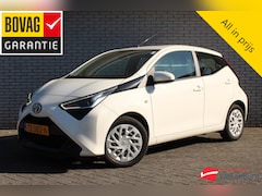Toyota Aygo - 1.0 VVT-i 72pk 5D x-play | Camera | Cruise | NAVI | Start/Stop | Airco | Elektrische ramen