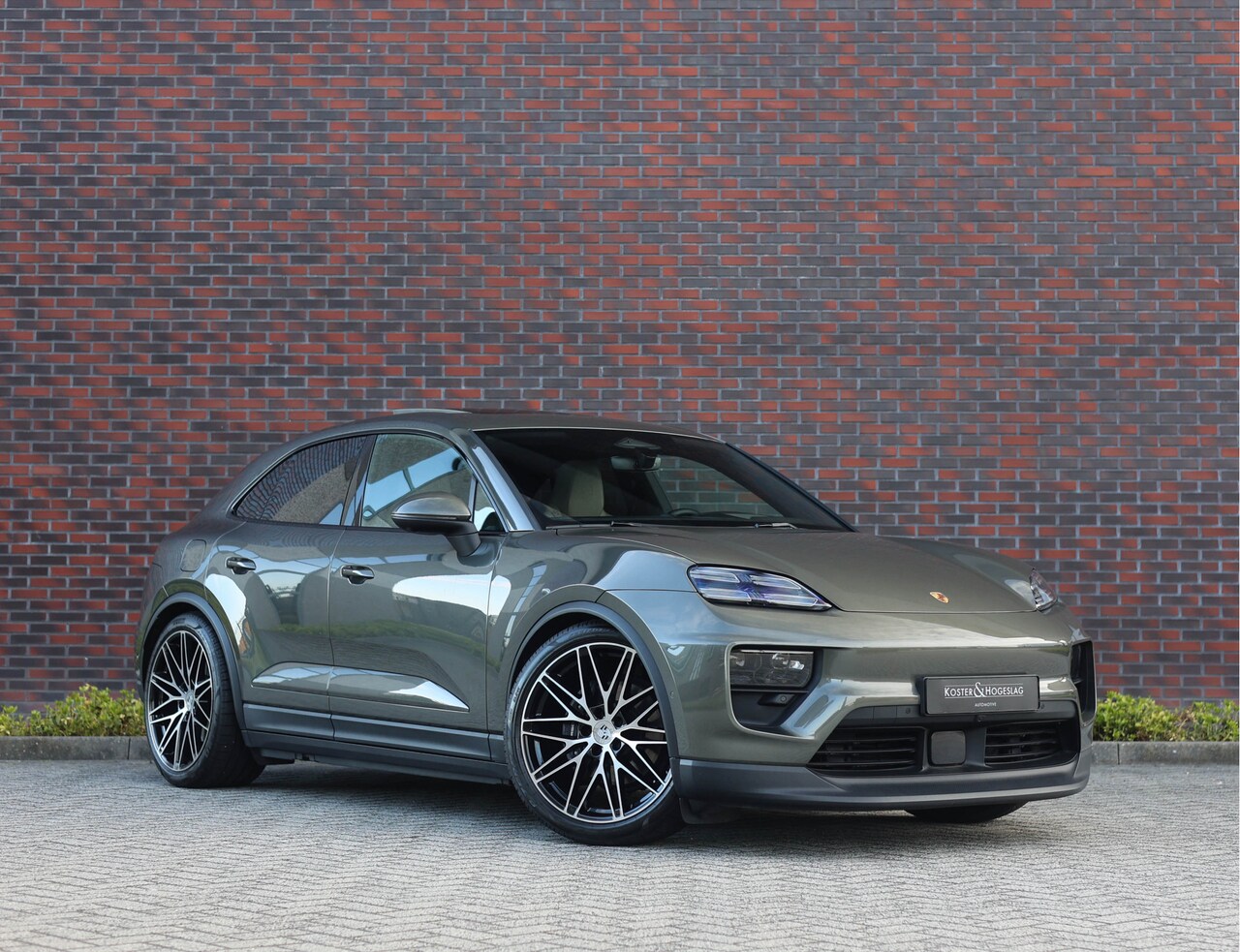 Porsche Macan - 4 100 kWh *Pas. Display*BOSE*Pano*HUD* - AutoWereld.nl