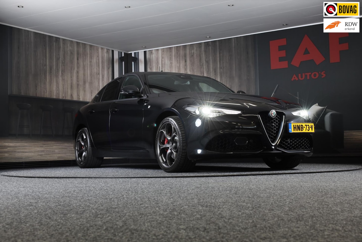Alfa Romeo Giulia - 2.0 T GME AWD Ti 280 Pk / FACELIFT / Aut / Navi / Camera / Memory / Acc / Lane Assist / Le - AutoWereld.nl