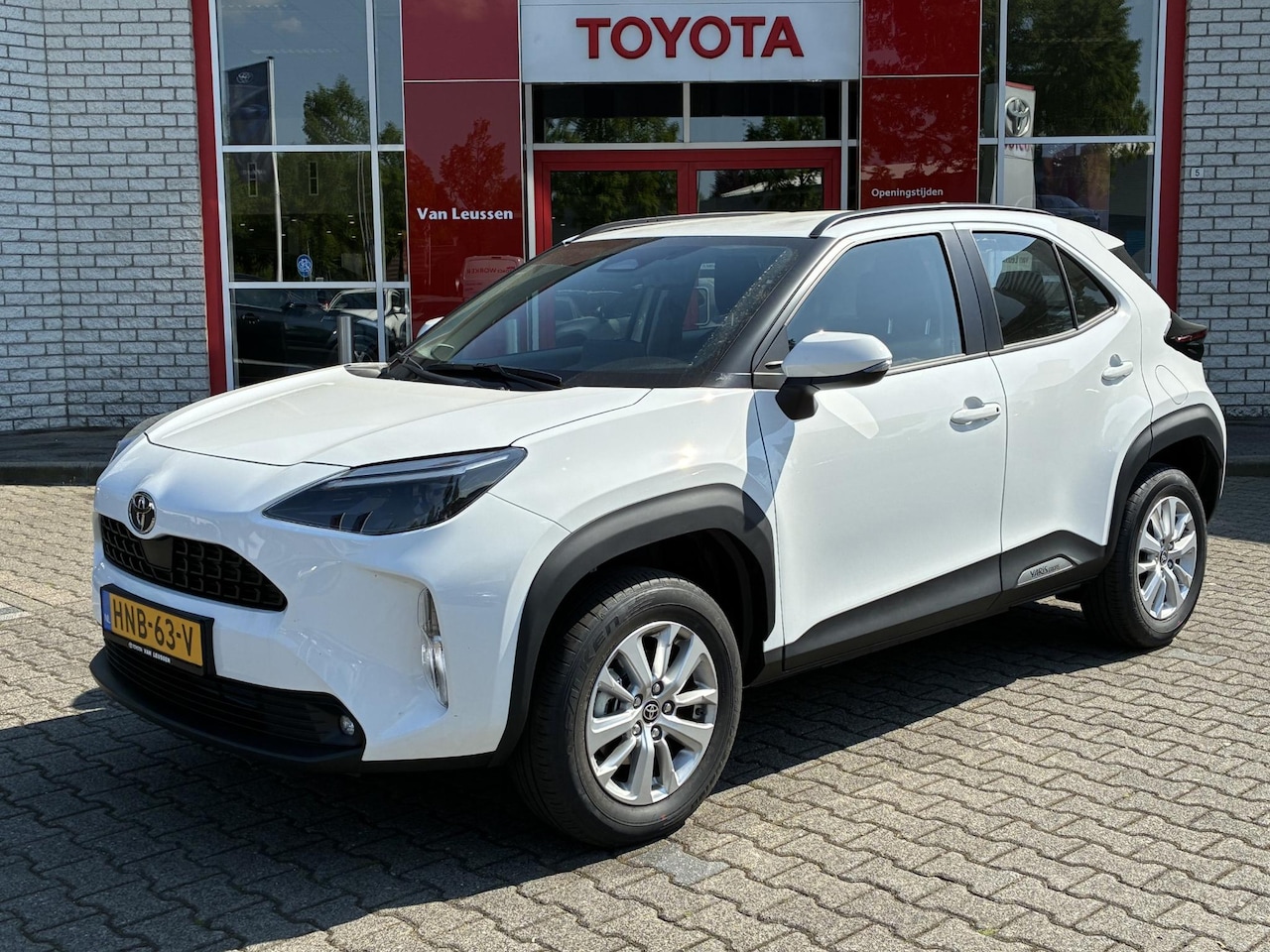 Toyota Yaris Cross - HYBRID 115 ACTIVE APPLE/ANDROID CAMERA AD-CRUISE CLIMA - AutoWereld.nl