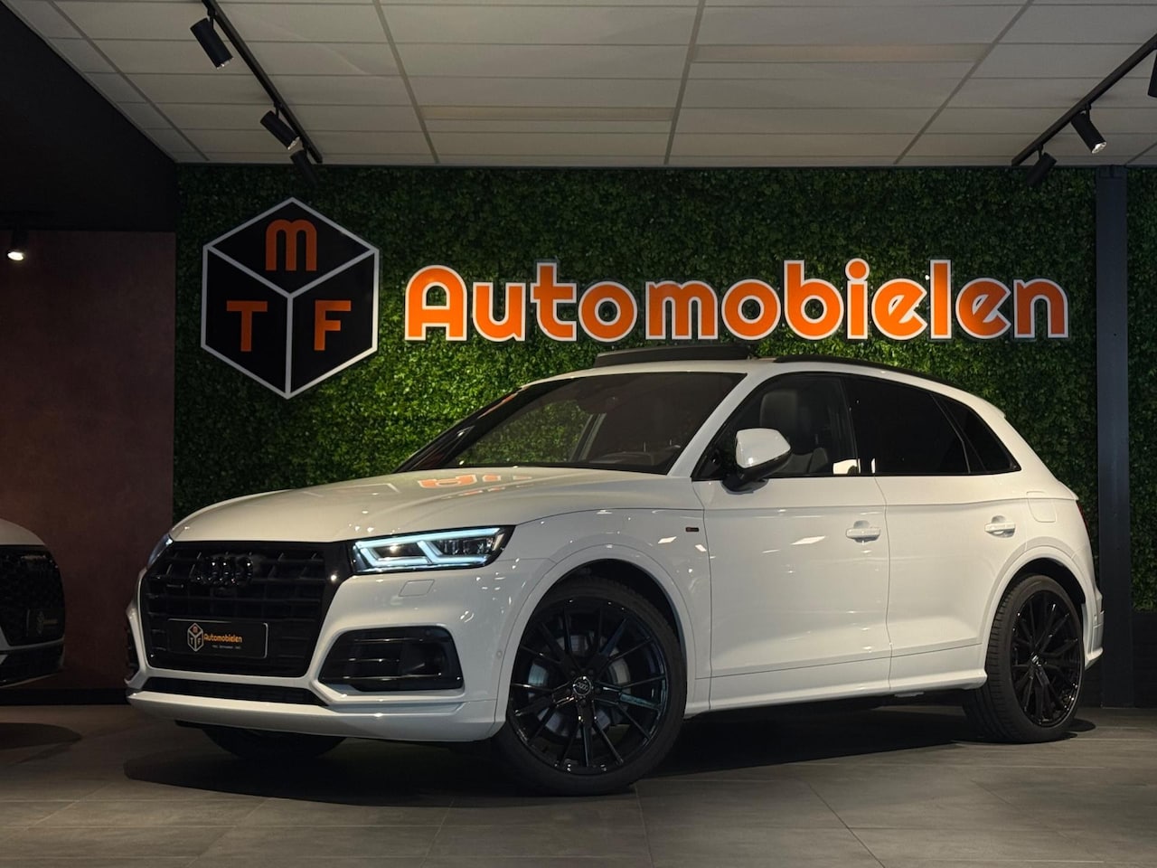 Audi Q5 - 55 TFSI e QUATTRO Competition 367 PK |PANO|MASSAGE|MATRIX|LUCHTVERING - AutoWereld.nl