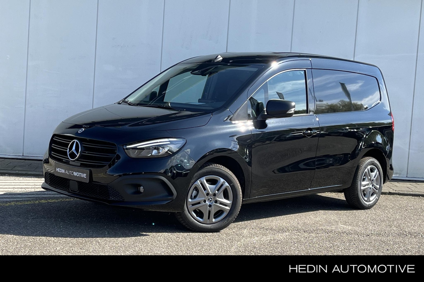 Mercedes-Benz Citan - 112 L1 Automaat Pro | BPM Vrij | Navigatie Plus Pakket | Licht Pakket | Trekhaak | Zitcomf - AutoWereld.nl