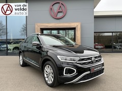 Volkswagen T-Roc - 1.5 TSI 150pk DSG Style | IQ light | Navi | Carplay | Adapt. Cruise | Rijklaar incl. 1 jaa