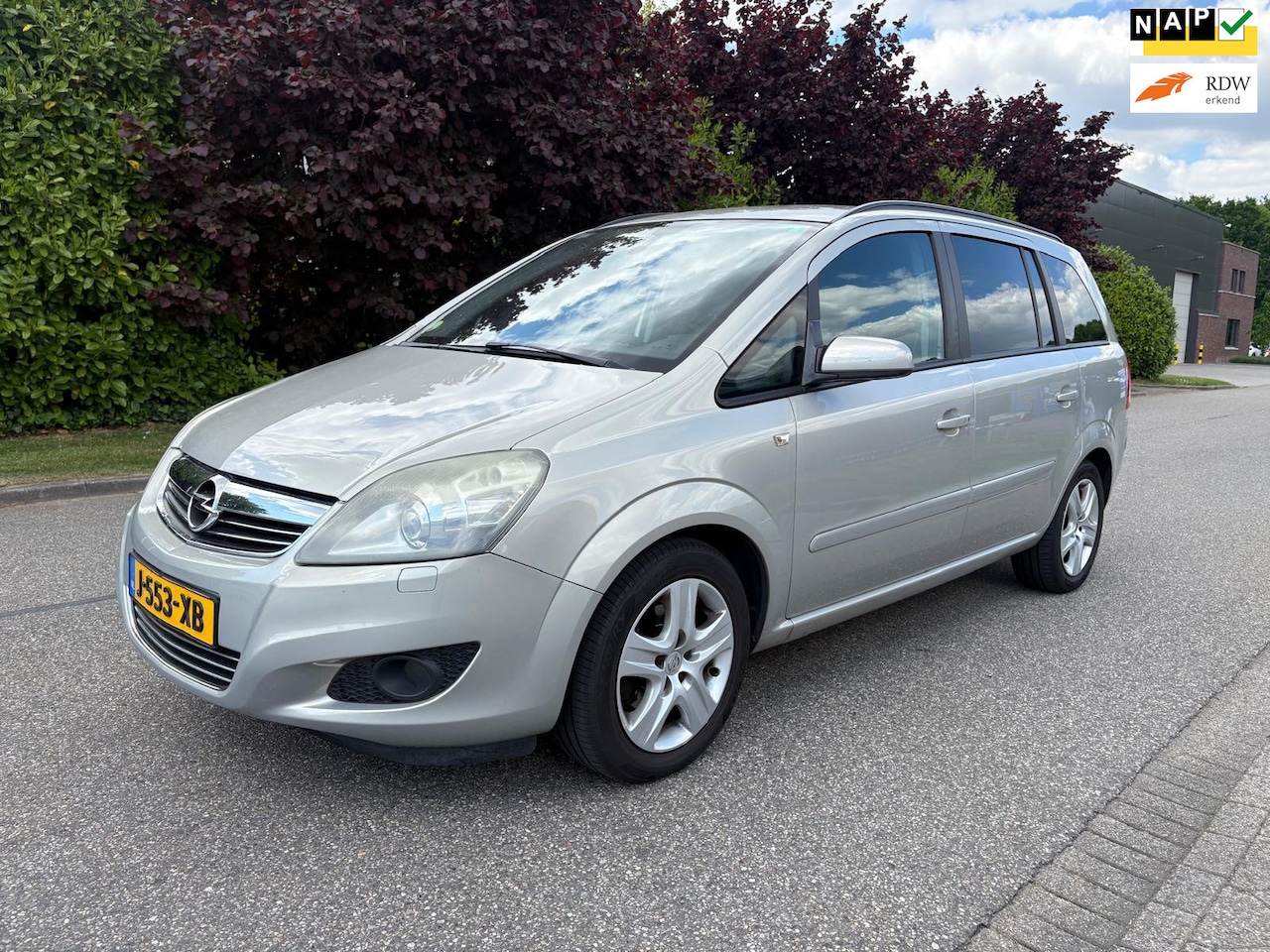 Opel Zafira - 1.8 Selection 7 Persoon*1E eigenaar*Airco*Cruise*Trekhaak*Xenon verlichting - AutoWereld.nl