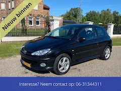 Peugeot 206 - 1.6-16V XS Premium Nieuwe Apk