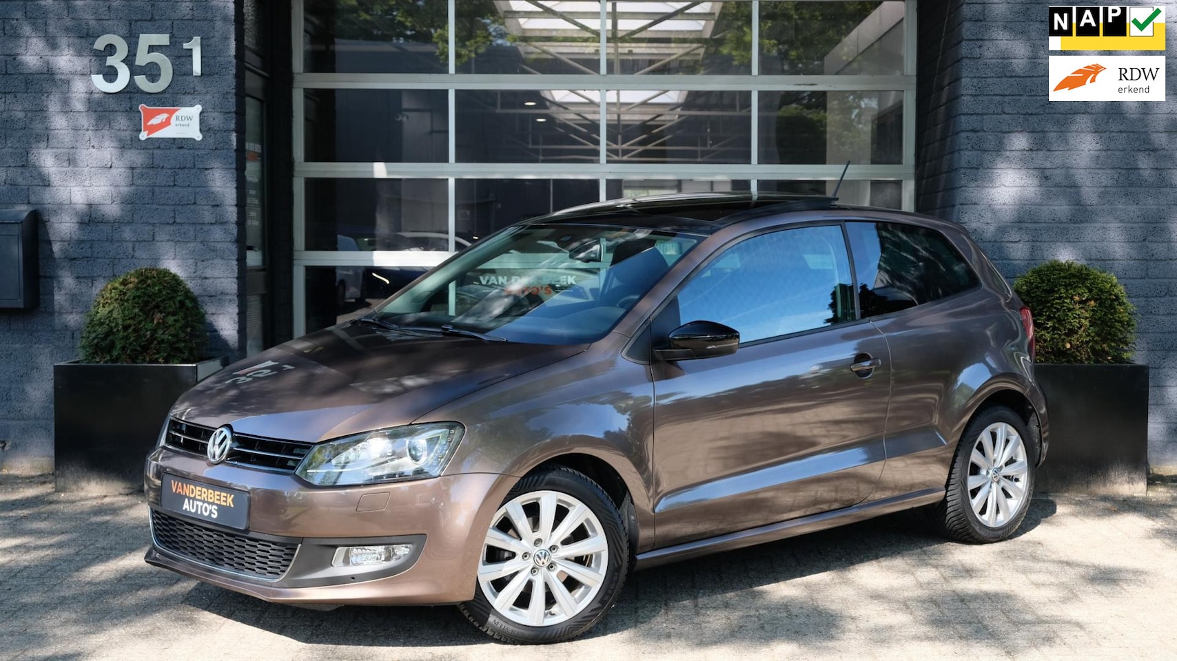 Volkswagen Polo - 1.2-12V BlueMotion Match Cruise|Pano|Led - AutoWereld.nl
