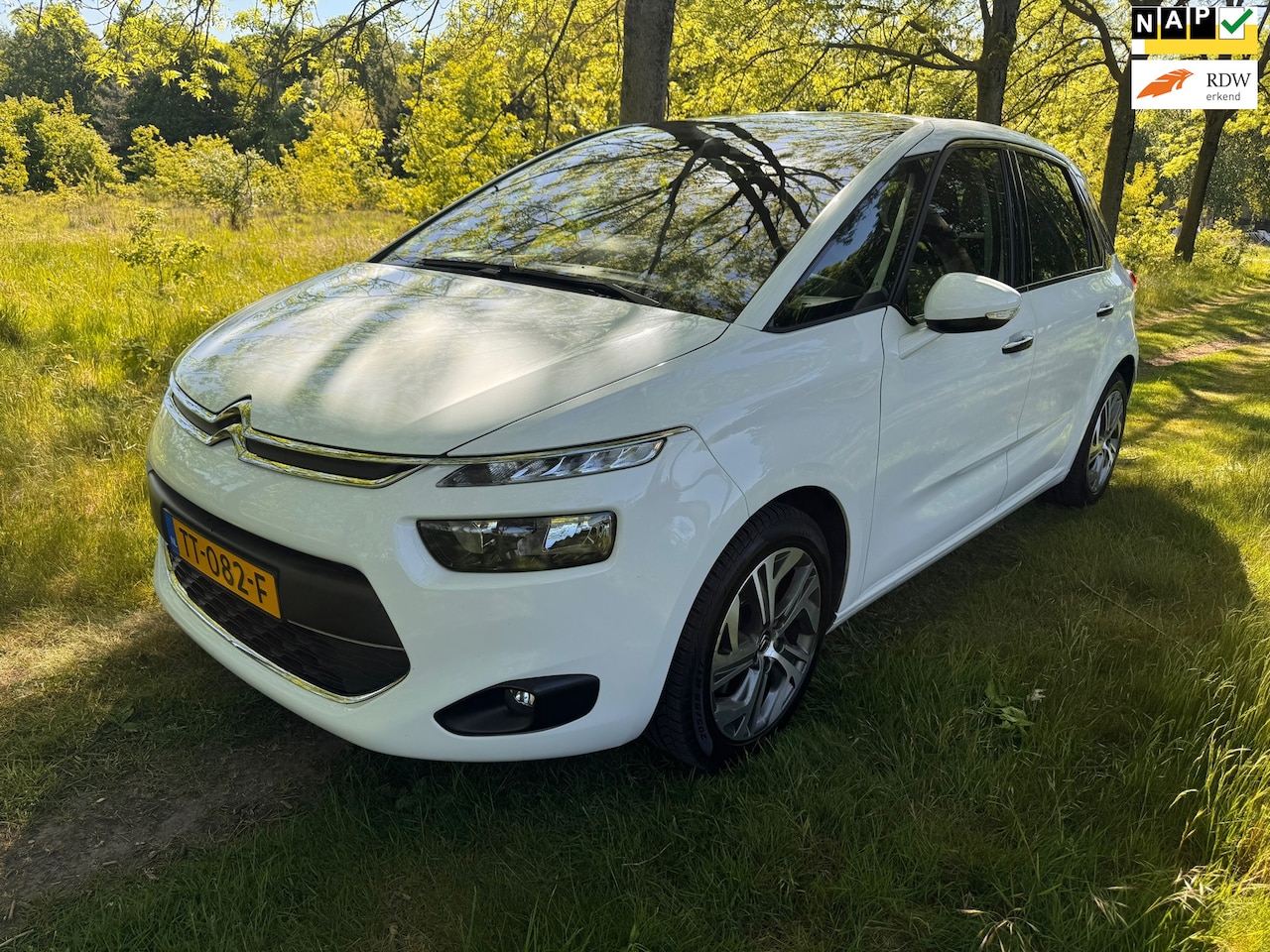 Citroën C4 Picasso - 1.6 e-THP Intensive APK 11-02-2026 - AutoWereld.nl