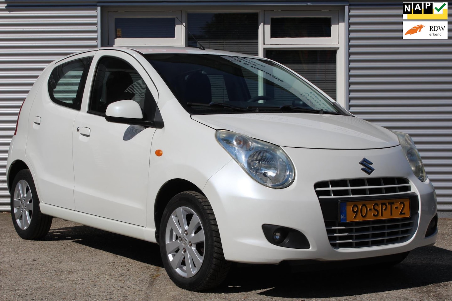 Suzuki Alto - 1.0 Exclusive 5-deurs airco, boekjes, nette zuinige auto, lm-velgen, nieuwe apk, elektrisc - AutoWereld.nl