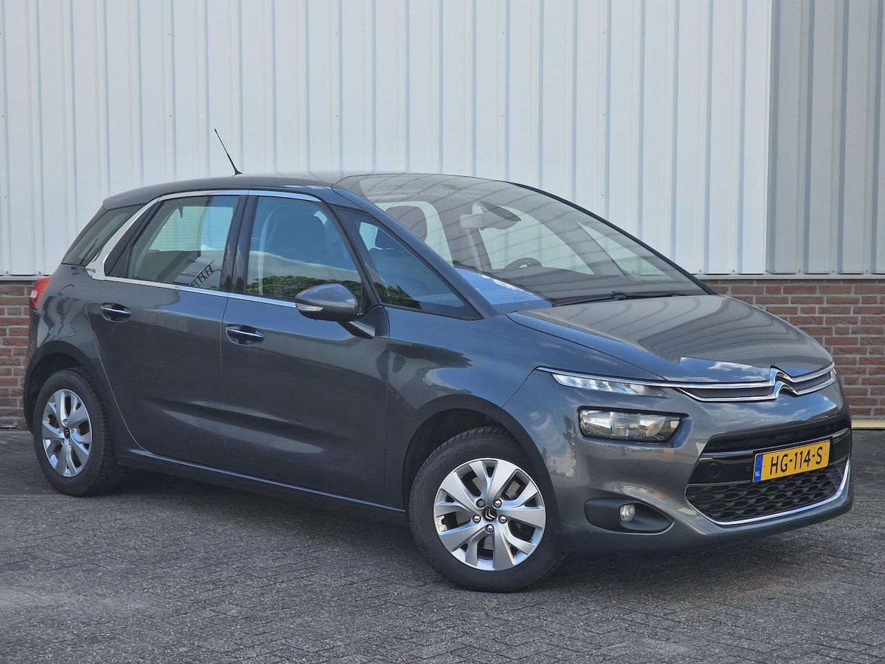 Citroën C4 Picasso - 1.6 e-THP Business AUTOMAAT*Trekhaak*Navigatie*PDC*Cruise control*Climate control - AutoWereld.nl