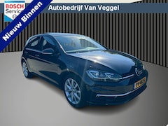 Volkswagen Golf - 1.0 TSI Highline virtual cockpit, pano, cruise, Led