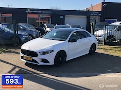 Mercedes-Benz A-klasse - 220 4MATIC Premium Plus