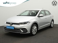 Volkswagen Polo - 1.0 TSI 95 pk Style | IQ Light | Leder/alcantara | Navigatie | Stoelverwarming | Parkeerse