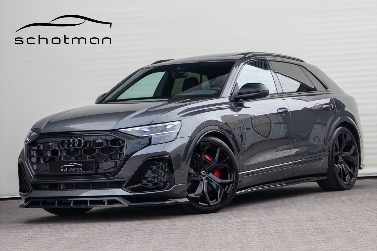 Audi Q8 - 60 TFSI e quattro Competition Pano, Aero-pack, RS stoelen, Carbon, 23" - AutoWereld.nl