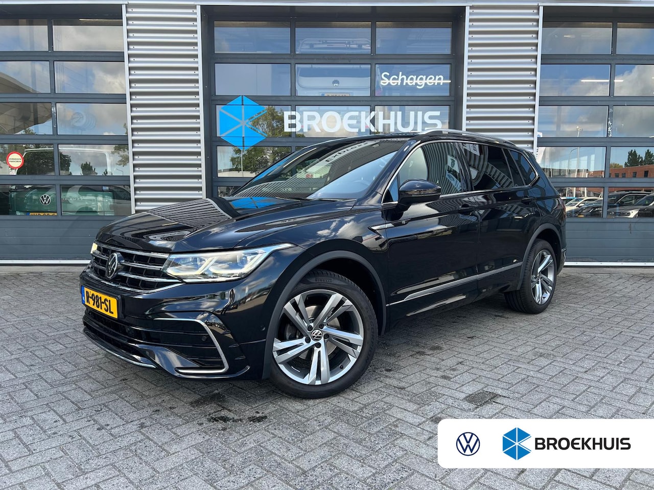 Volkswagen Tiguan Allspace - 1.5 TSI 150 R-Line Business+ 7-DSG | Trekhaak elektrisch uitklapbaar | Achteruitrijcamera - AutoWereld.nl