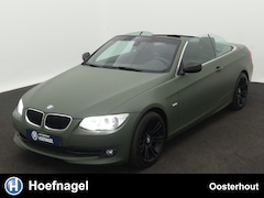 BMW 3-serie Cabrio - 320i | mat groene wrap / originele kleur zwart | Stoelverwarming | Parkeersensoren | Clima