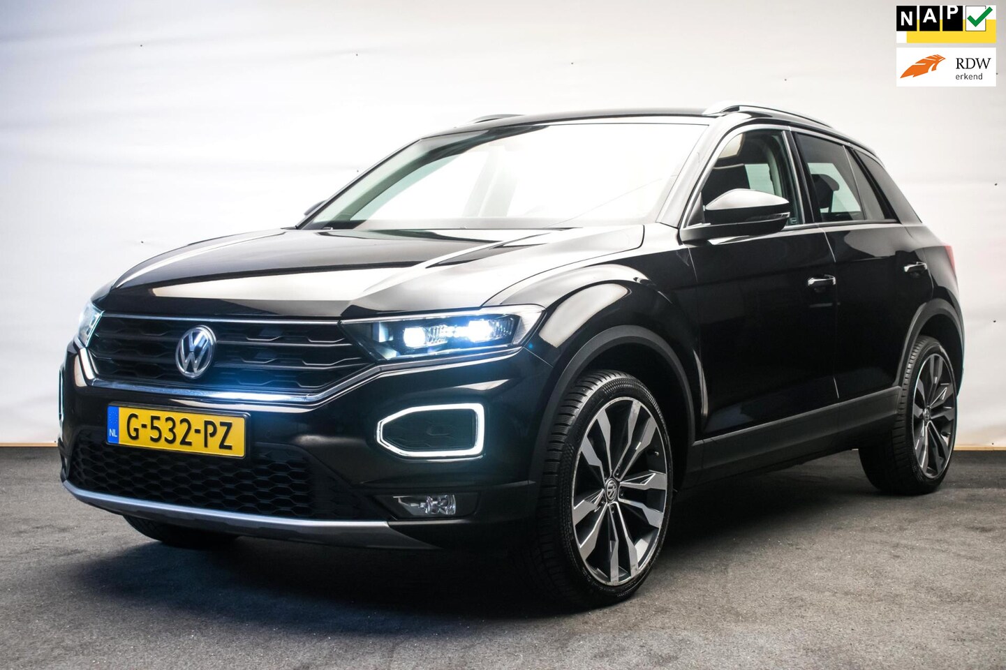 Volkswagen T-Roc - 1.0 TSI Style Sport [ Virtual Full LED 19 Inch R Line Velgen Trekhaak Camera Carplay Adapt - AutoWereld.nl