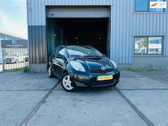 Toyota Yaris - 1.3 VVTi (2de Eigenaar+Airco+CarPlay+CAM+Onderhoud)