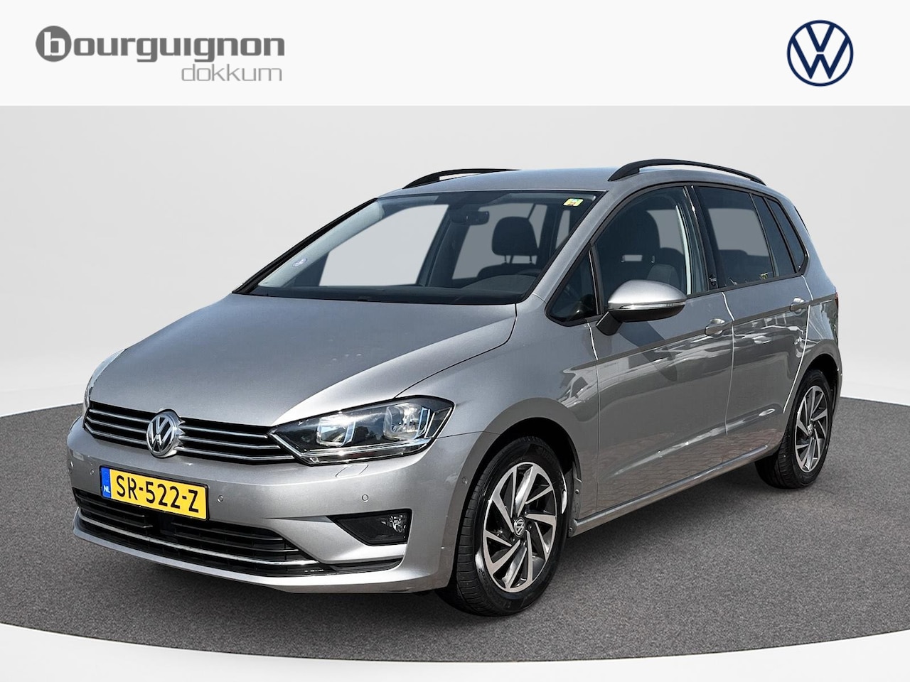 Volkswagen Golf Sportsvan - 1.2 TSI Business Edition Connected | 110PK | Navi | Trekhaak | Clima | App Connect | Park - AutoWereld.nl