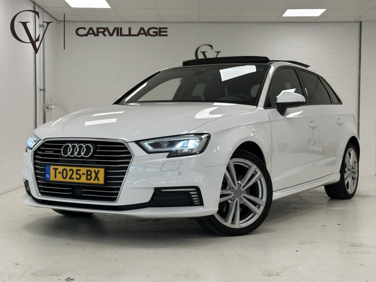 Audi A3 Sportback - 40 e-tron S Line Sport Plus | B&O | Panoramadak | Trekhaak | - AutoWereld.nl