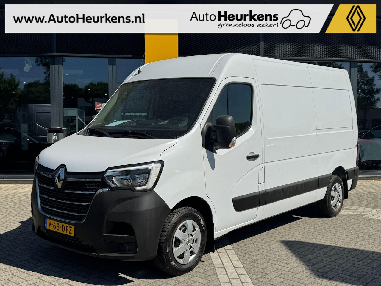 Renault Master - L2H2 Comfort dCi150 | PDC | Bijrijdersbank | Airco | - AutoWereld.nl