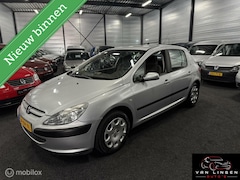 Peugeot 307 - 1.6-16V XT Airco|Cruise|Trekhaak|Michelin banden