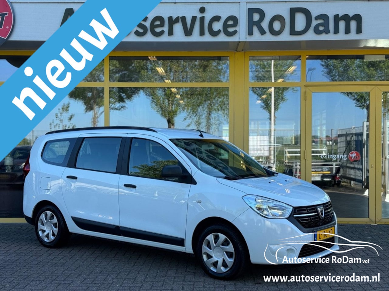 Dacia Lodgy - 1.3 TCe Essent 7p. - AutoWereld.nl