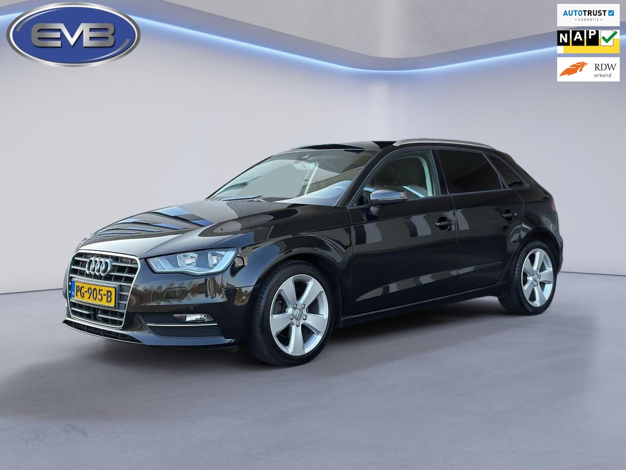 Audi A3 Sportback - 1.6 TDI AUTOMAAT Adrenalin Sport, navigatie, climaat control, stoelverwarming, sportstoele - AutoWereld.nl