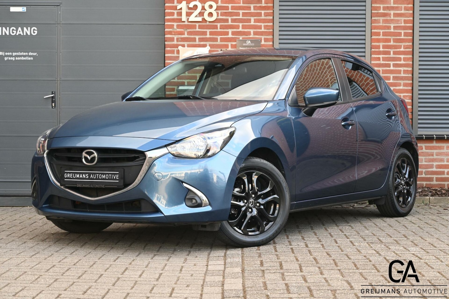 Mazda 2 - 1.5 Skyactiv-G |CARPLAY|STOELVERWARMING|TREKHAAK - AutoWereld.nl