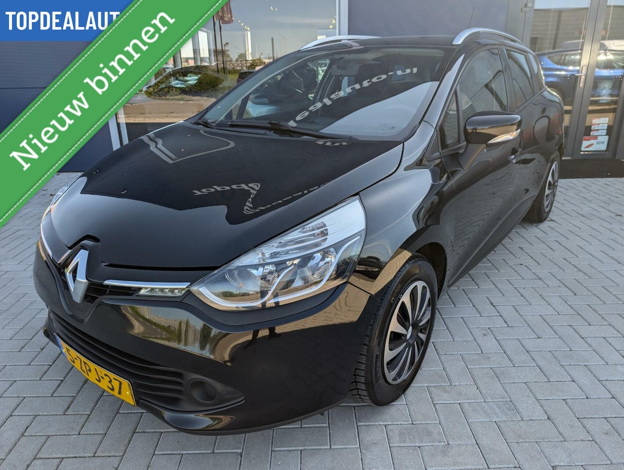 Renault Clio Estate - 1.5 dCi ECO/Trekhaak/Cruise/Navi/Airco - AutoWereld.nl