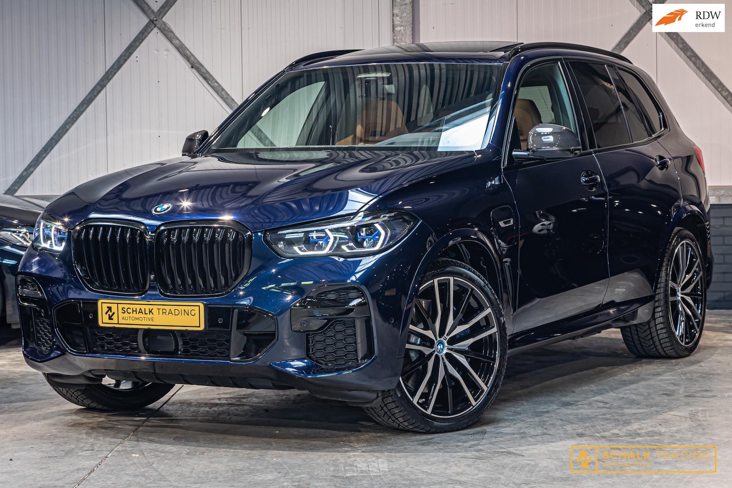 BMW X5 - XDrive45e High Executive|Pano|B&W|Full option|Dealer - AutoWereld.nl