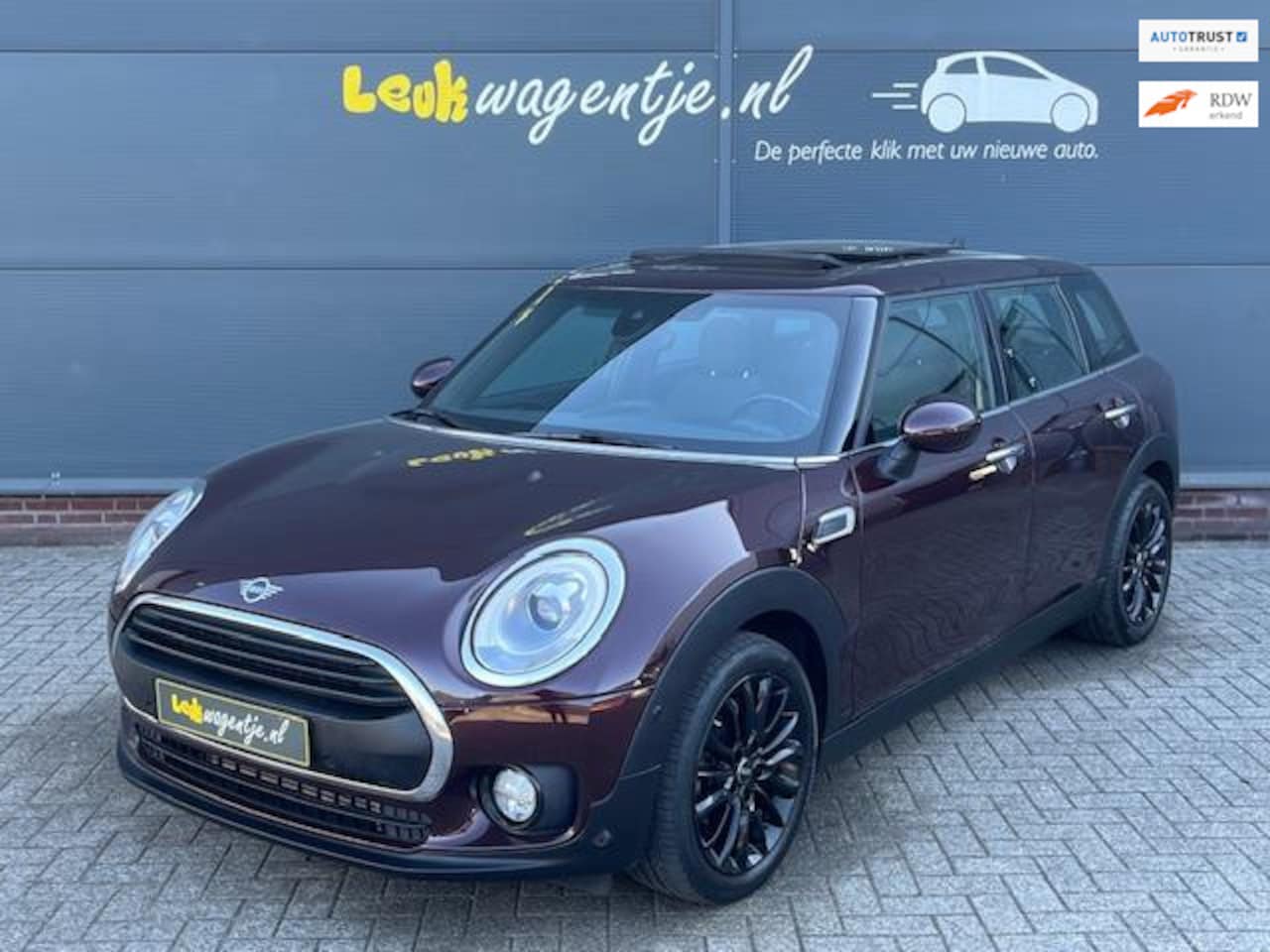 MINI Clubman - Mini 1.5 One Automaat *panorama *navi *pdc v+a - AutoWereld.nl