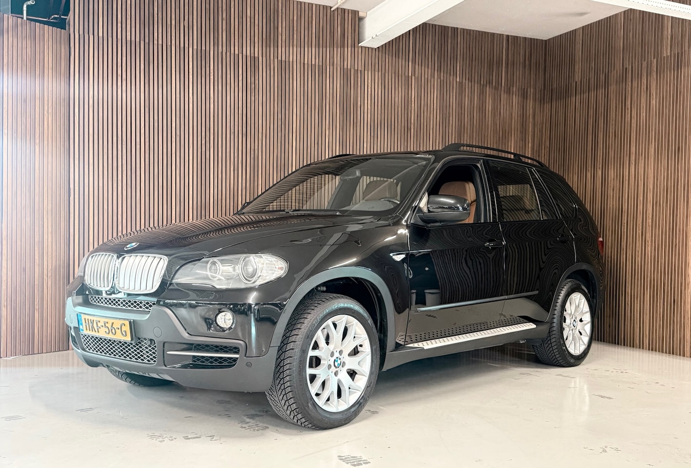 BMW X5 - XDrive48i - cognac leder - Youngtimer - AutoWereld.nl