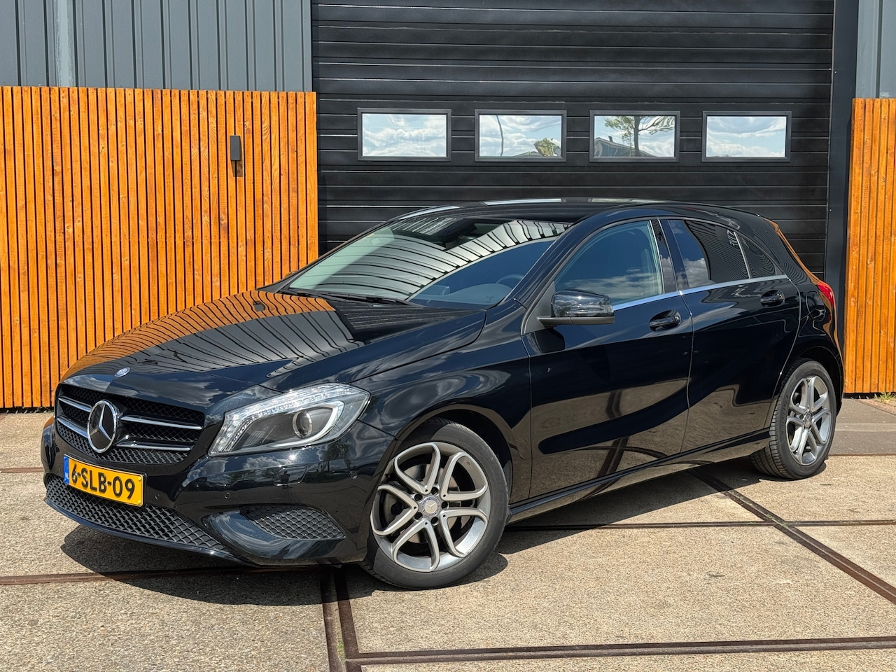 Mercedes-Benz A-klasse - 180 Ambition 180 Ambition Nieuwstaat! - AutoWereld.nl