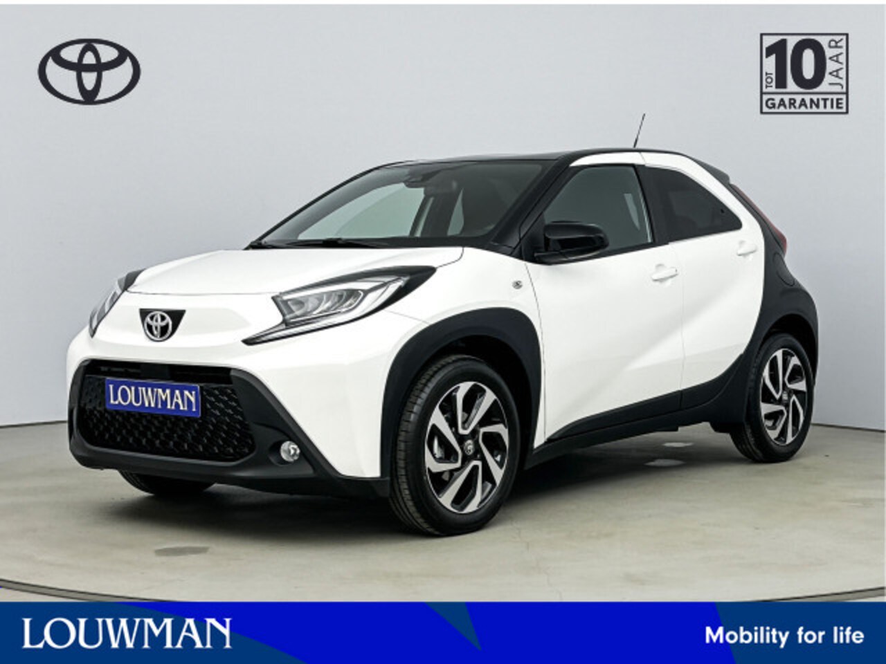 Toyota Aygo X - 1.0 VVT-i MT Pulse Demo | Direct leverbaar | Apple Carplay / Android Auto | Bi-Tone Lak | - AutoWereld.nl