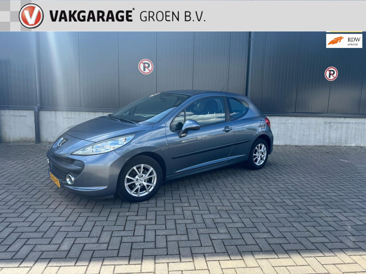 Peugeot 207 - 1.4-16V XS / airco / trekh. / l.m. velgen ! - AutoWereld.nl