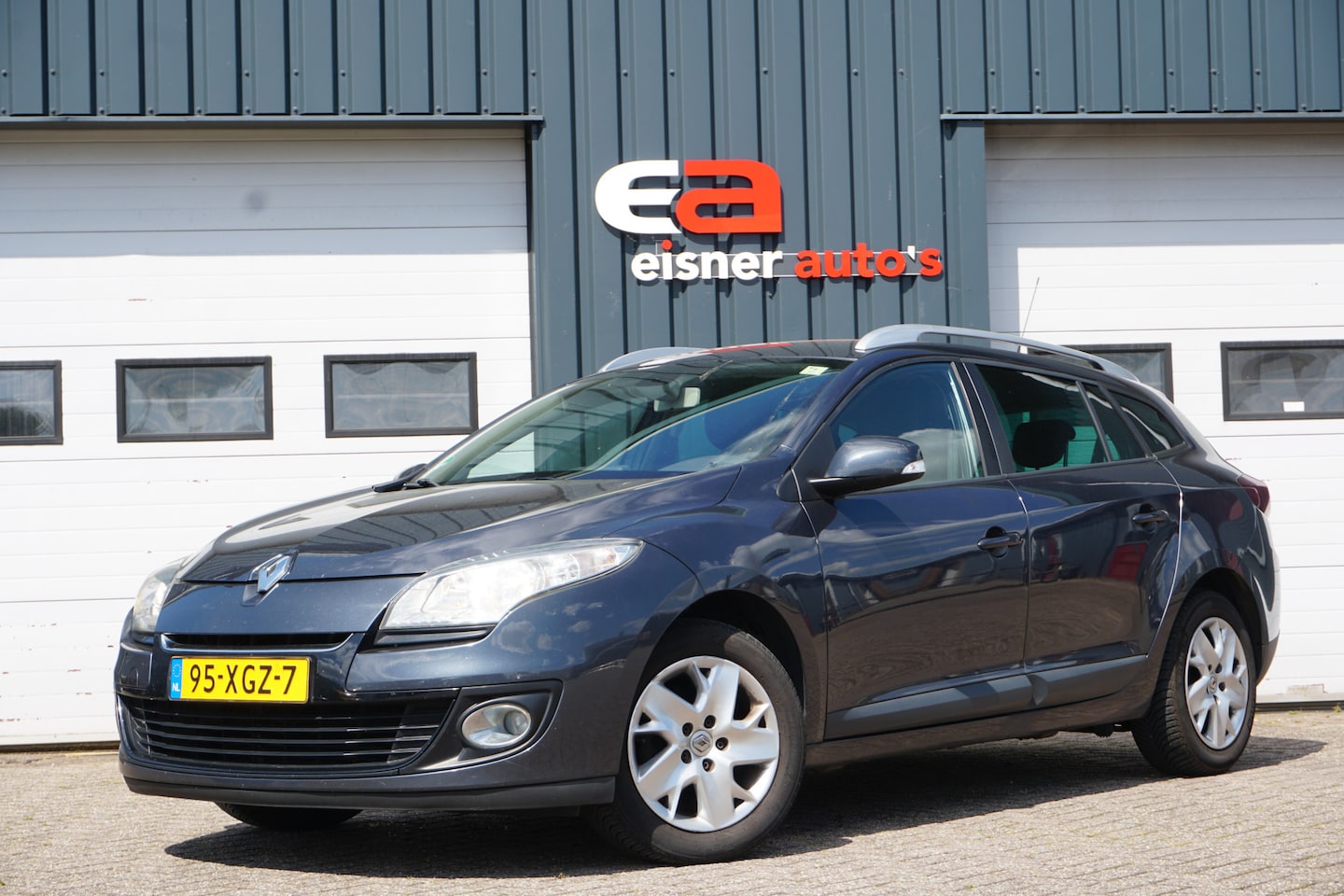 Renault Mégane Estate - 1.5 dCi Expression | NAVI | ECC |  CRUISE | PDC | - AutoWereld.nl