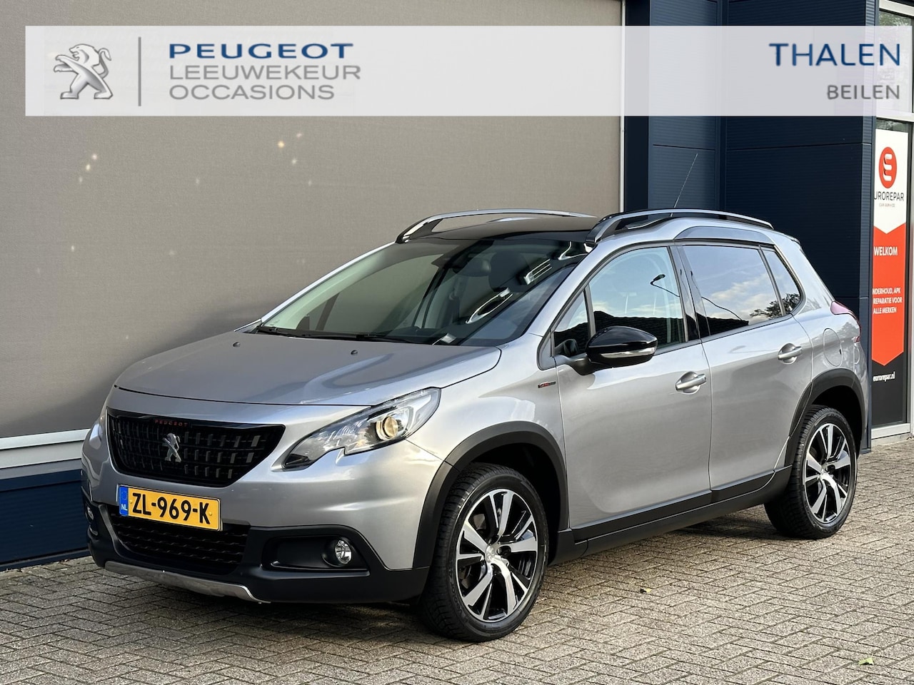 Peugeot 2008 - 1.2 Turbo 110 PK GT-Line | Vol-Automaat 6-Traps | Navigatie | Panoramadak | Trekhaak 1250 - AutoWereld.nl