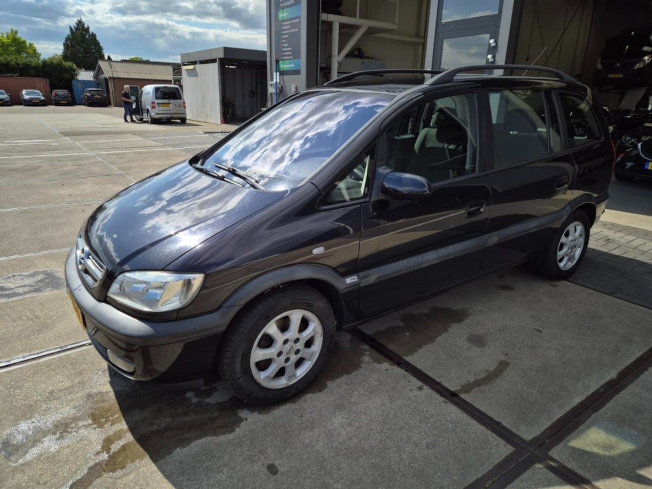 Opel Zafira - 1.8 elegance 7pers - AutoWereld.nl