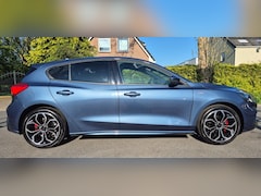 Ford Focus - 1.0 EcoBoost Titanium X business automaat ST line