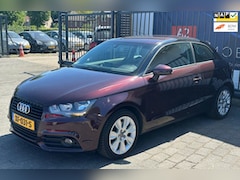 Audi A1 - 1.4 TFSI Ambition Pro Line Business / AIRCO / STOELVERWARMING / TREKHAAK / SENSOREN