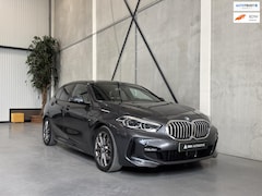 BMW 1-serie - 118i High Executive M Sport