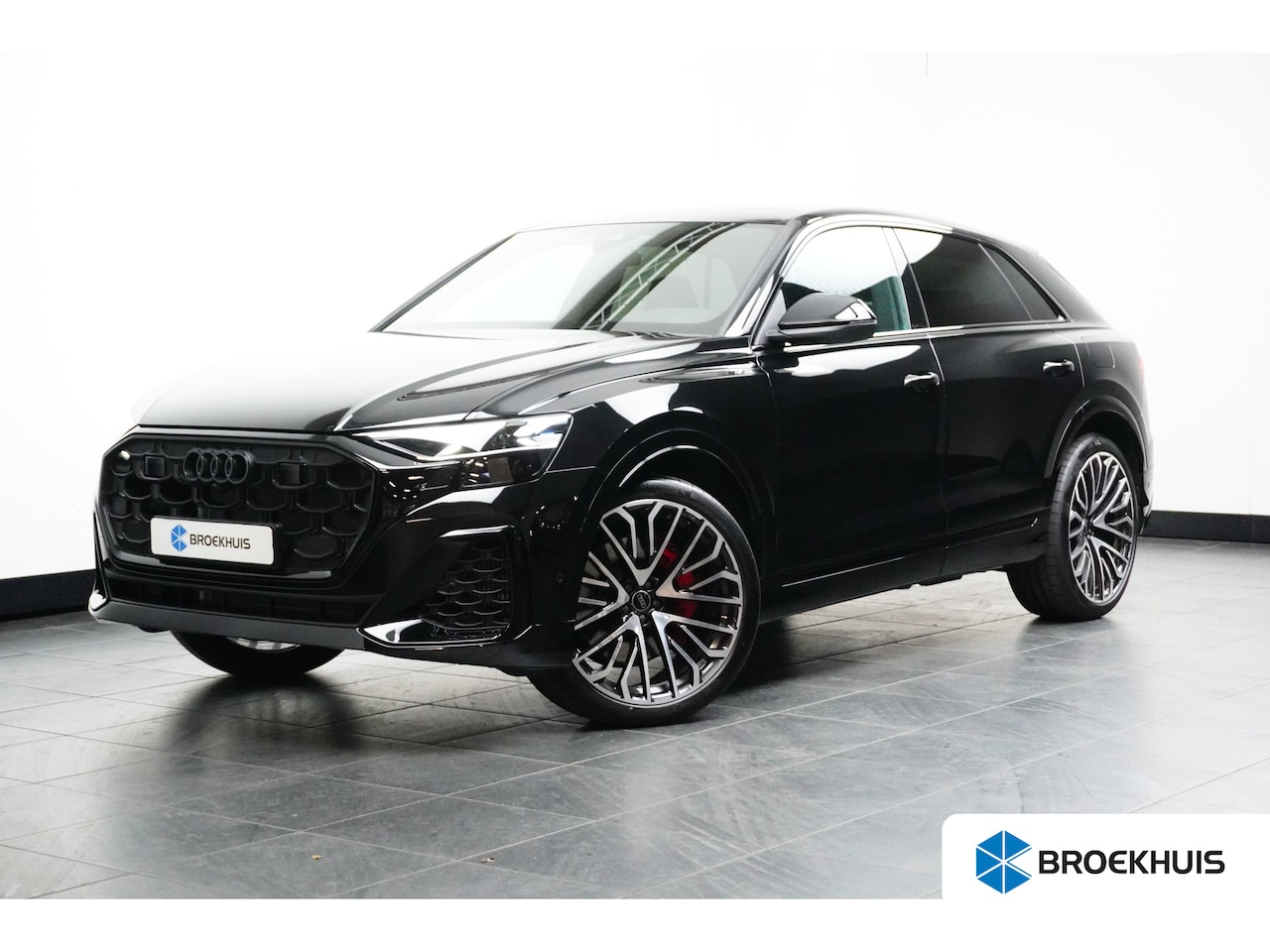 Audi Q8 - 60 TFSIe 490PK Quattro Pro Line S Competition | PANORAMADAK | TREKHAAK | LEDER - AutoWereld.nl