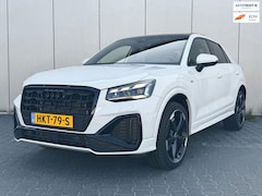 Audi Q2 - 35 TFSI S Line Automaat / Pano / LED / Keyless / Carplay / Camera