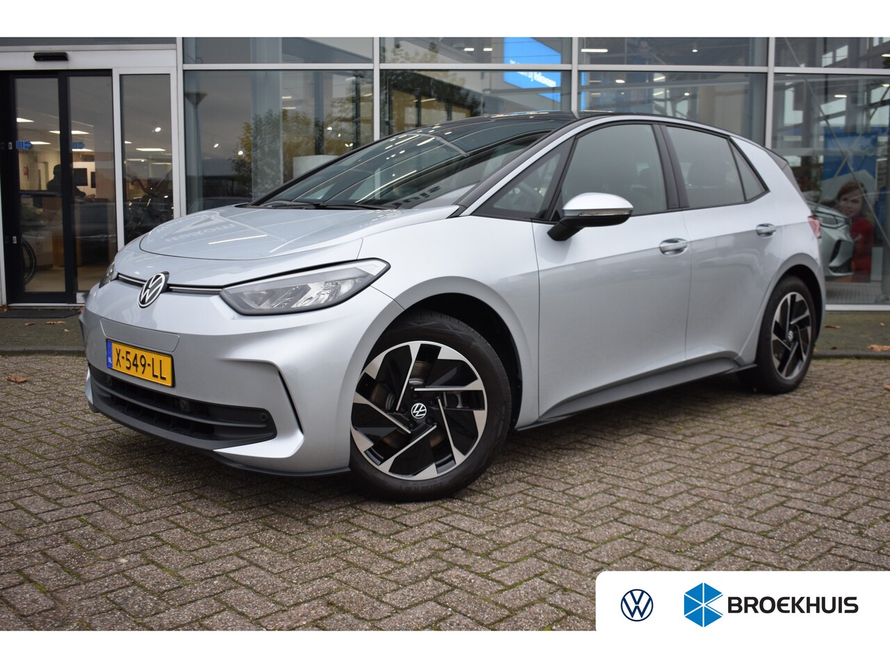 Volkswagen ID.3 - 58 kWh 204PK | NAVIGATIE | 18 INCH | STUUR + STOELVERW. | NIEUWSTAAT! - AutoWereld.nl