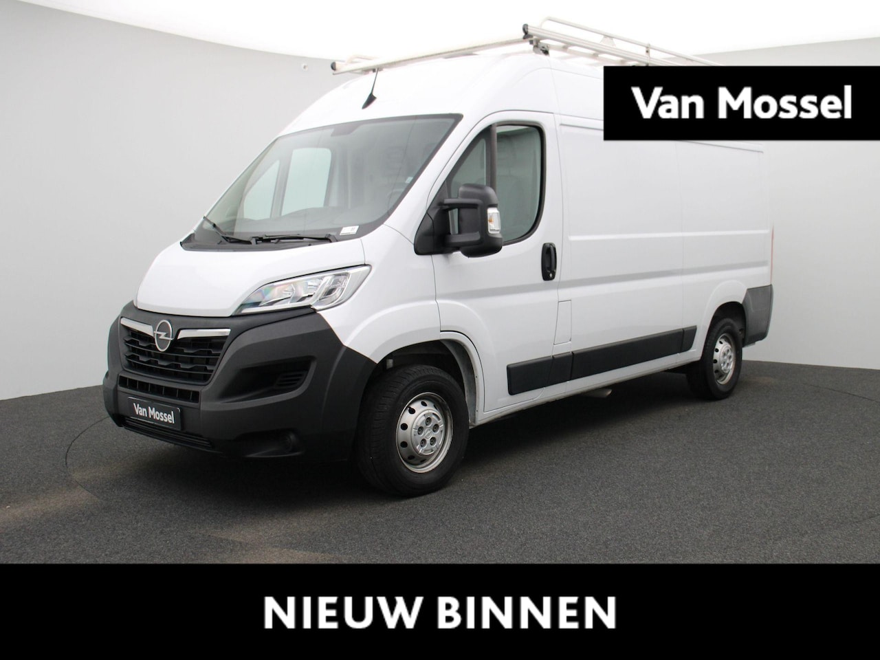 Opel Movano - 2.2D 140 L2H2 3.5t | Parkeersensoren | Achteruitrijcamera | Imperiaal | - AutoWereld.nl