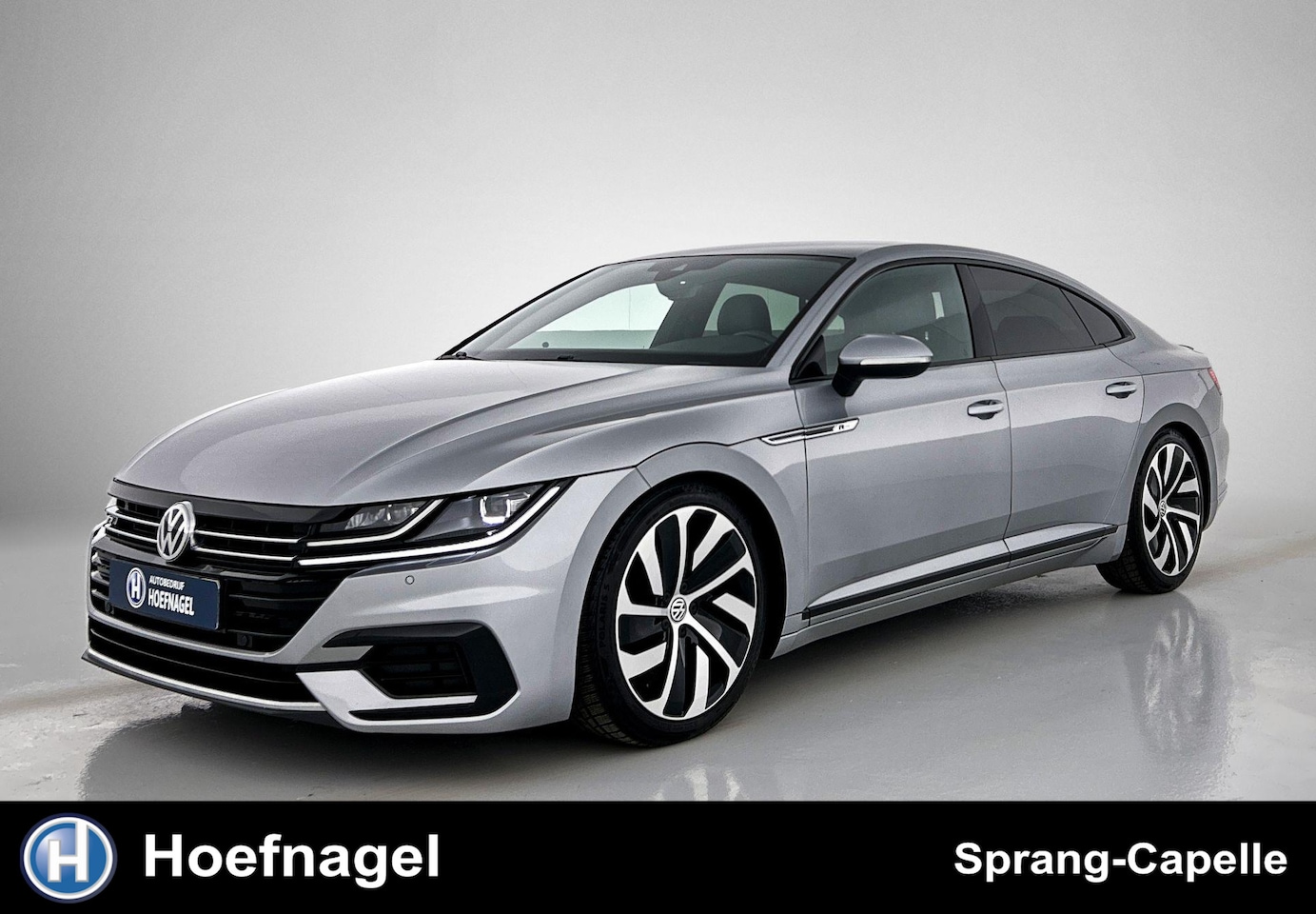 Volkswagen Arteon - 2.0 TSI R Line | ACC | Virtual Cockpit | Camera | CarPlay | Stoelverw. - AutoWereld.nl