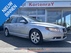 Volvo V70 - 2.4 D5 Momentum nieuwe APK, NAP, en in Top conditie