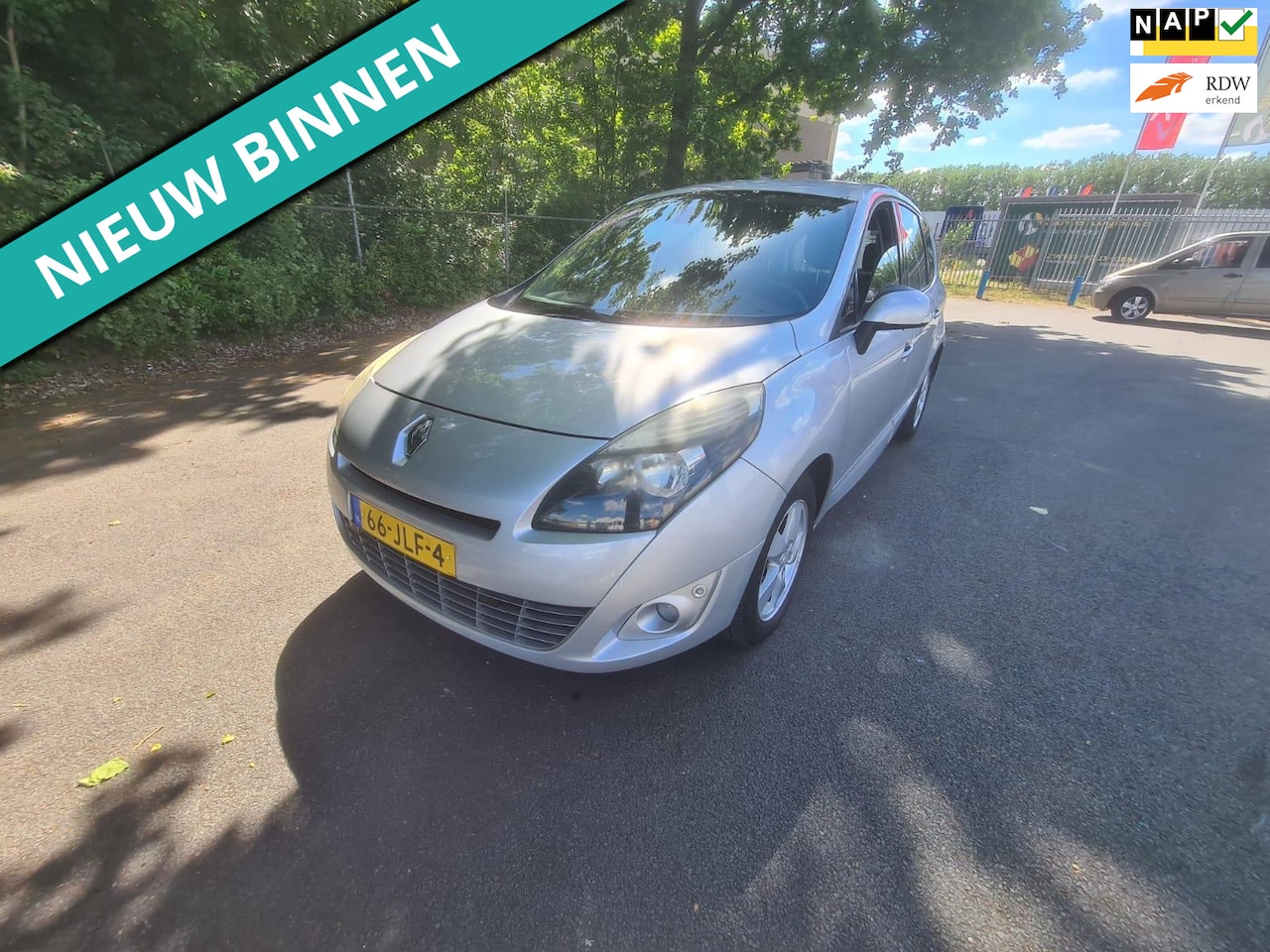 Renault Grand Scénic - 1.4 TCe Dynamique LEUKE AUTO RIJDT EN SCHAKELT GOED - AutoWereld.nl