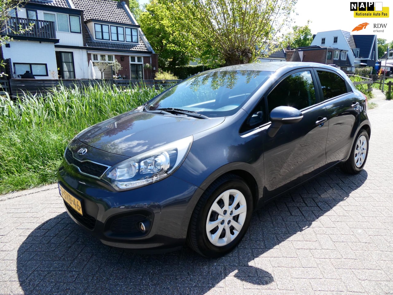 Kia Rio - 1.2 CVVT Super Pack 5-deurs Navi Clima Cruise LED Keyless Zuinig - AutoWereld.nl