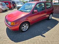 Volkswagen Polo - 1.4 automaat